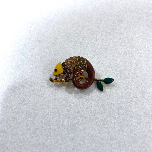 Broche caméléon